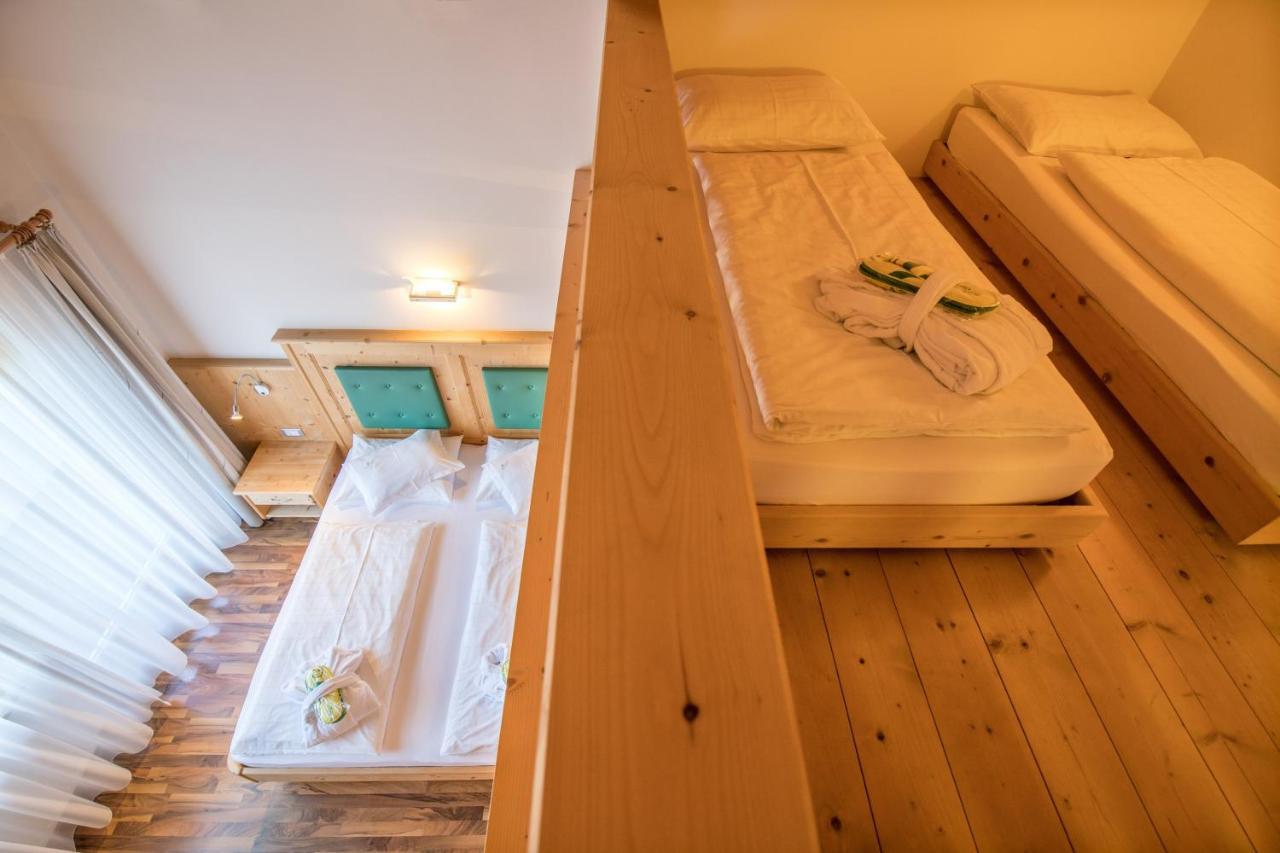Garni Hotel Bel Vert Selva di Val Gardena Bagian luar foto