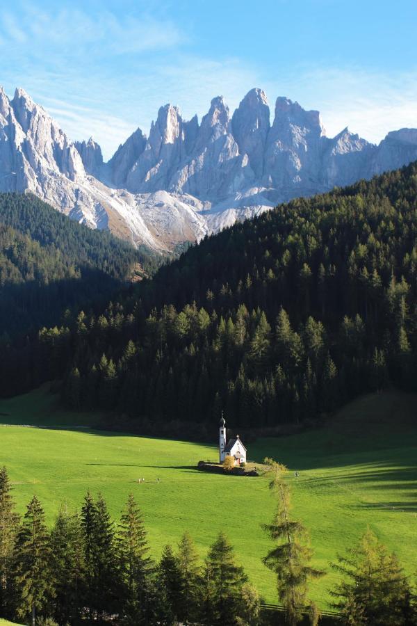Garni Hotel Bel Vert Selva di Val Gardena Bagian luar foto